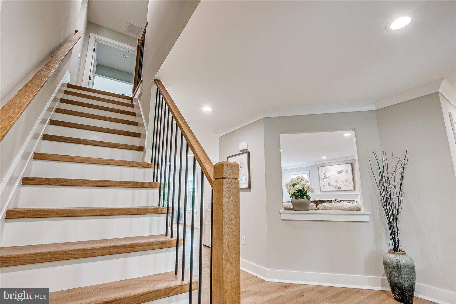 RIVERSIDE - Residential