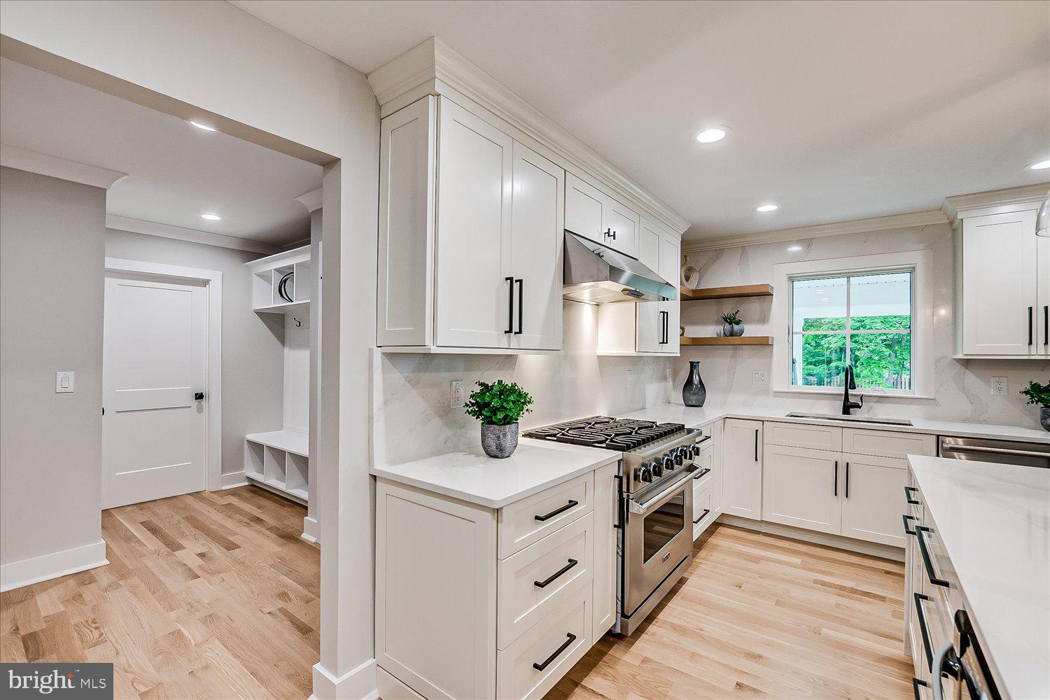 RIVERSIDE - Residential