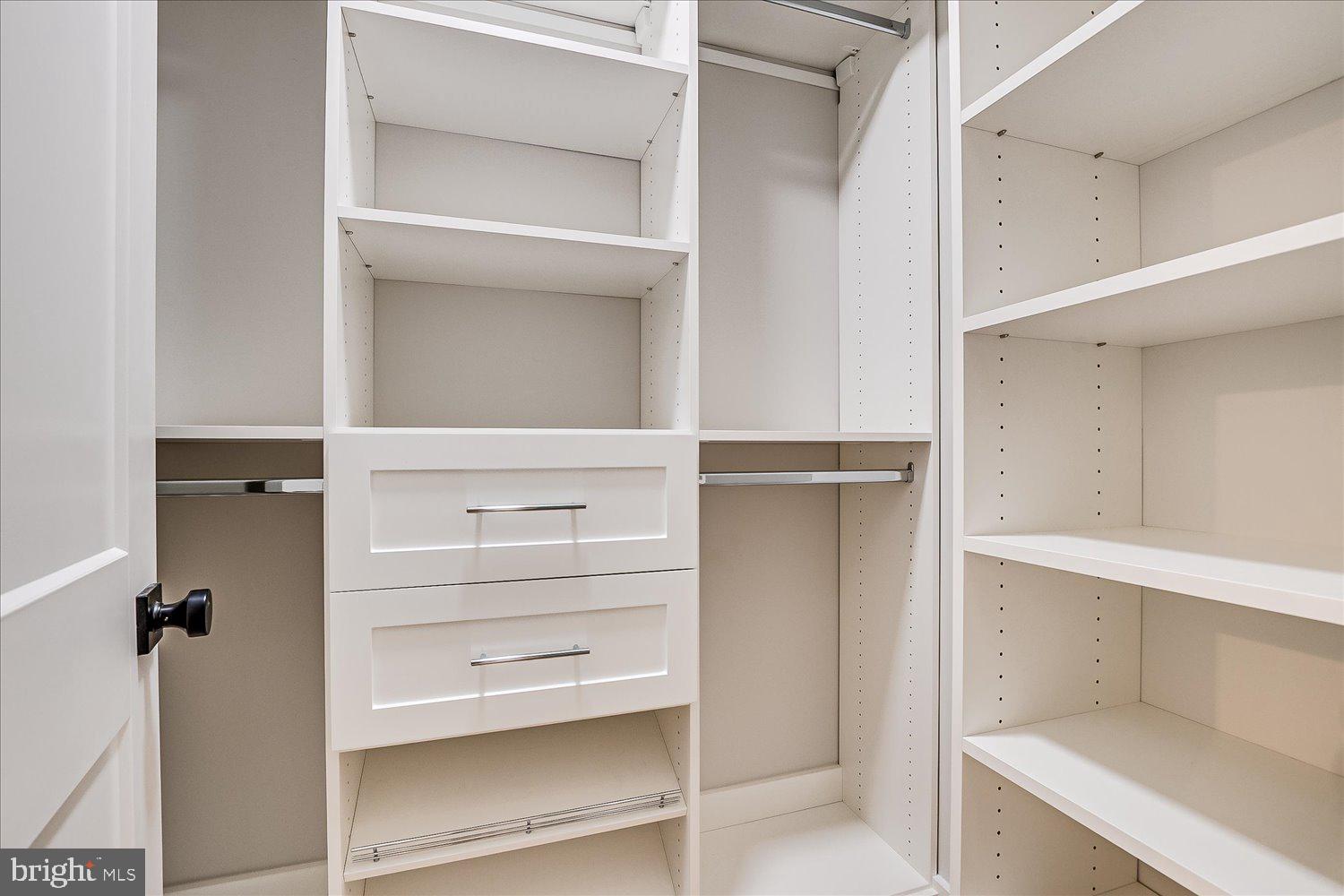 RIVERSIDE - Residential