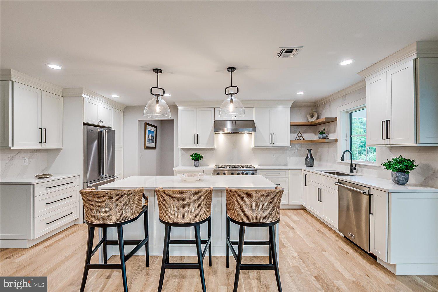 RIVERSIDE - Residential