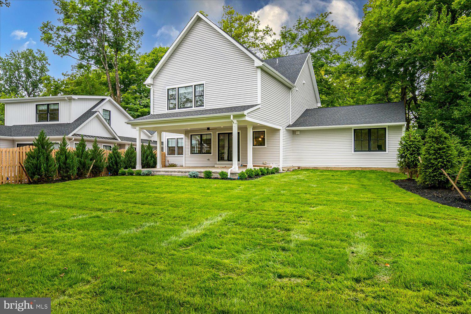 RIVERSIDE - Residential