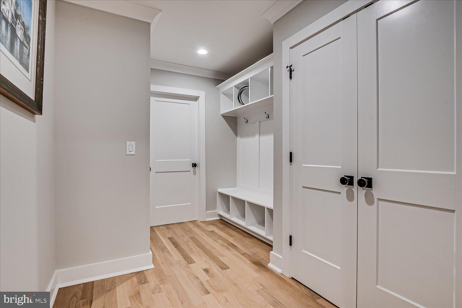 RIVERSIDE - Residential