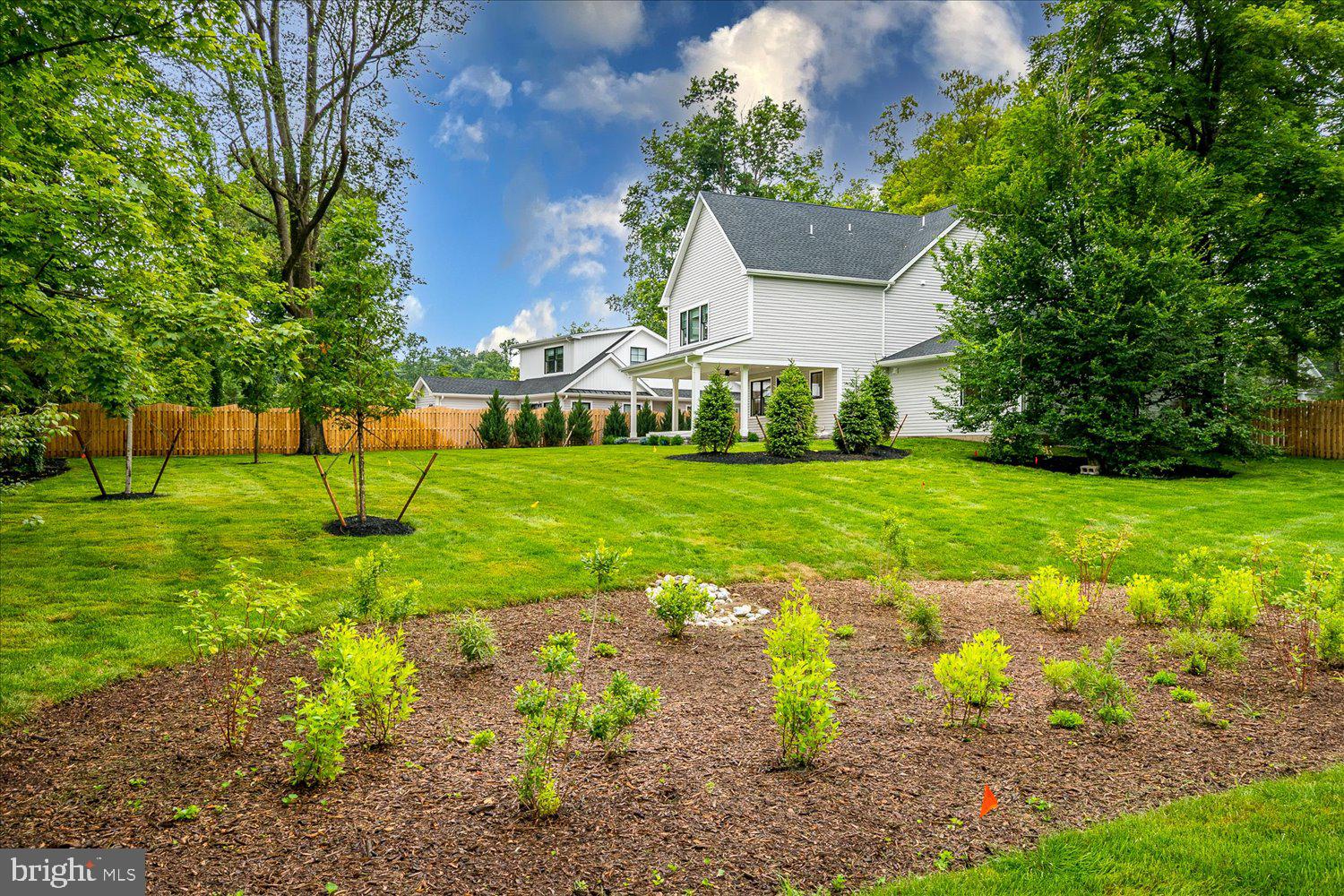 RIVERSIDE - Residential