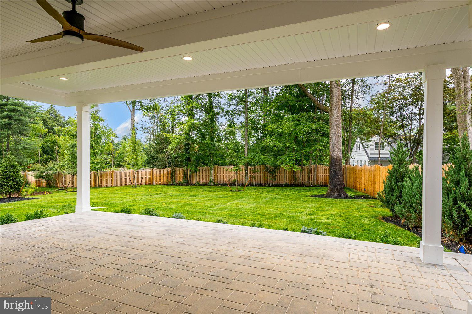 RIVERSIDE - Residential