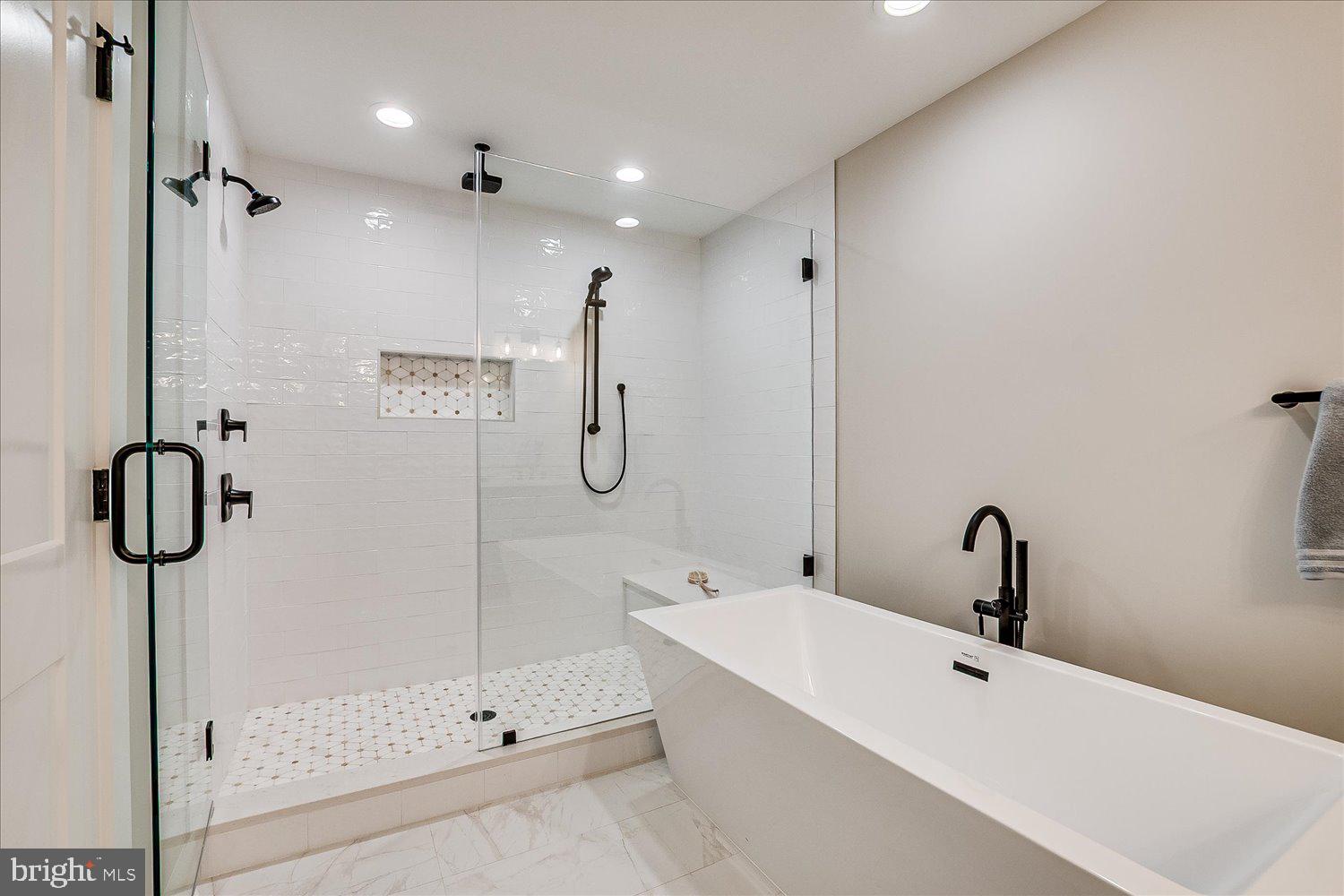 RIVERSIDE - Residential