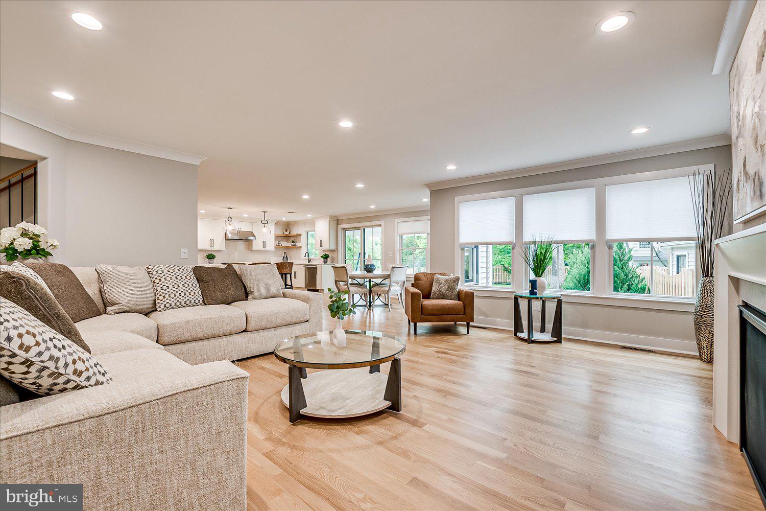 RIVERSIDE - Residential