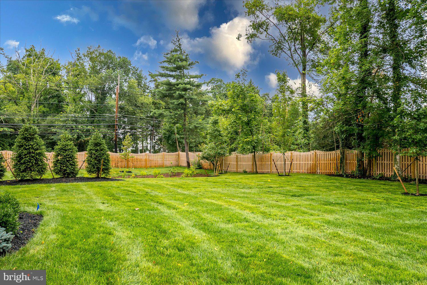 RIVERSIDE - Residential