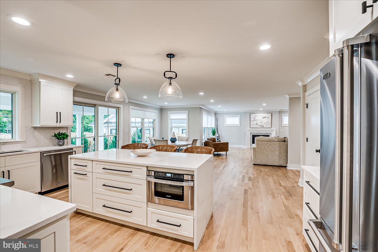 RIVERSIDE - Residential