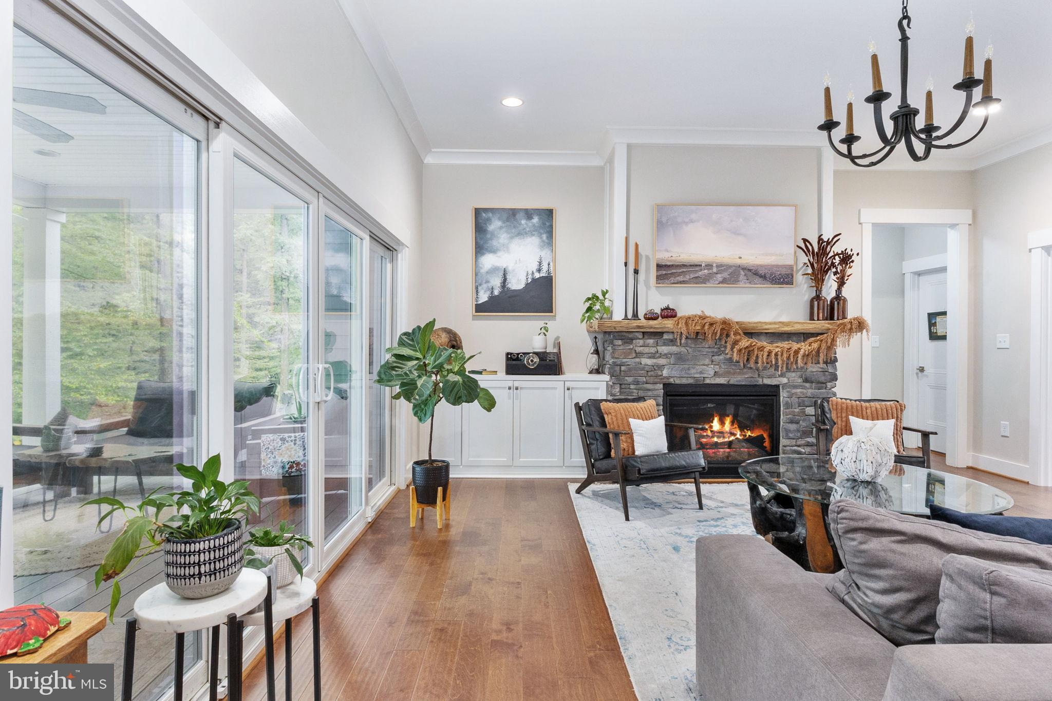 MILL RUN - Residential