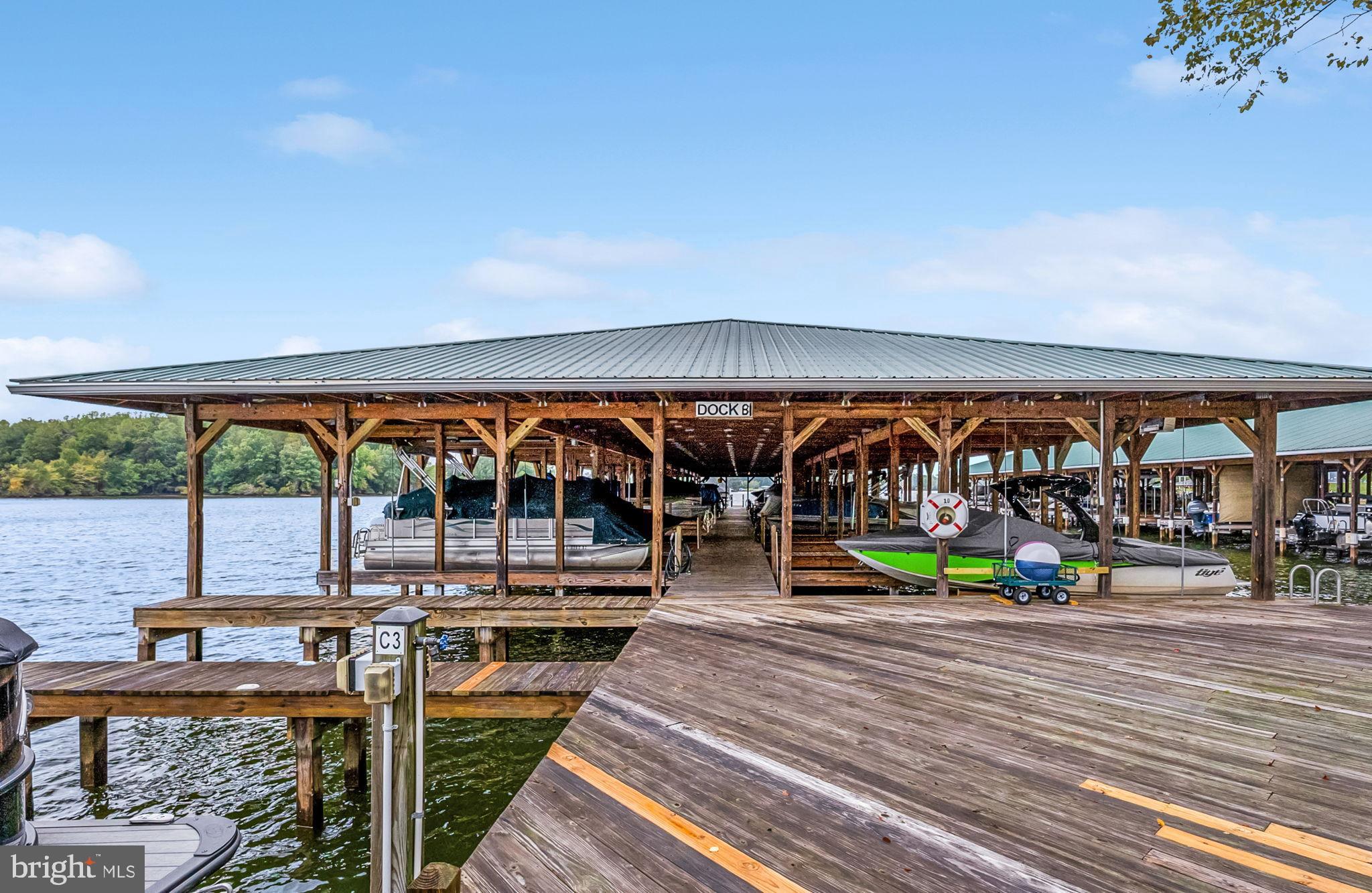 MILL RUN - Residential