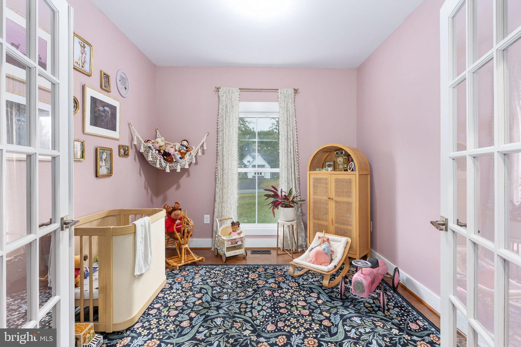 MILL RUN - Residential