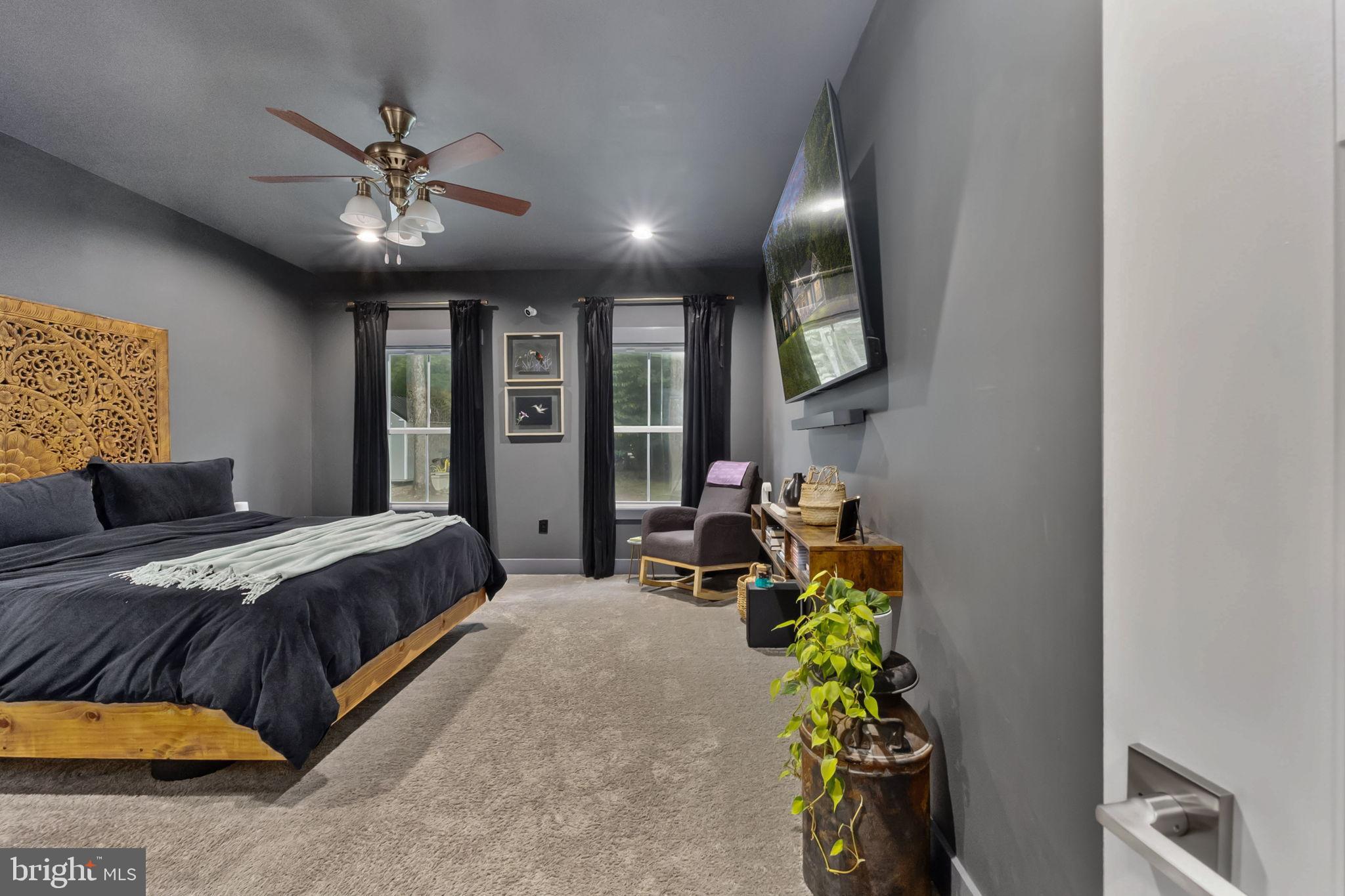 MILL RUN - Residential