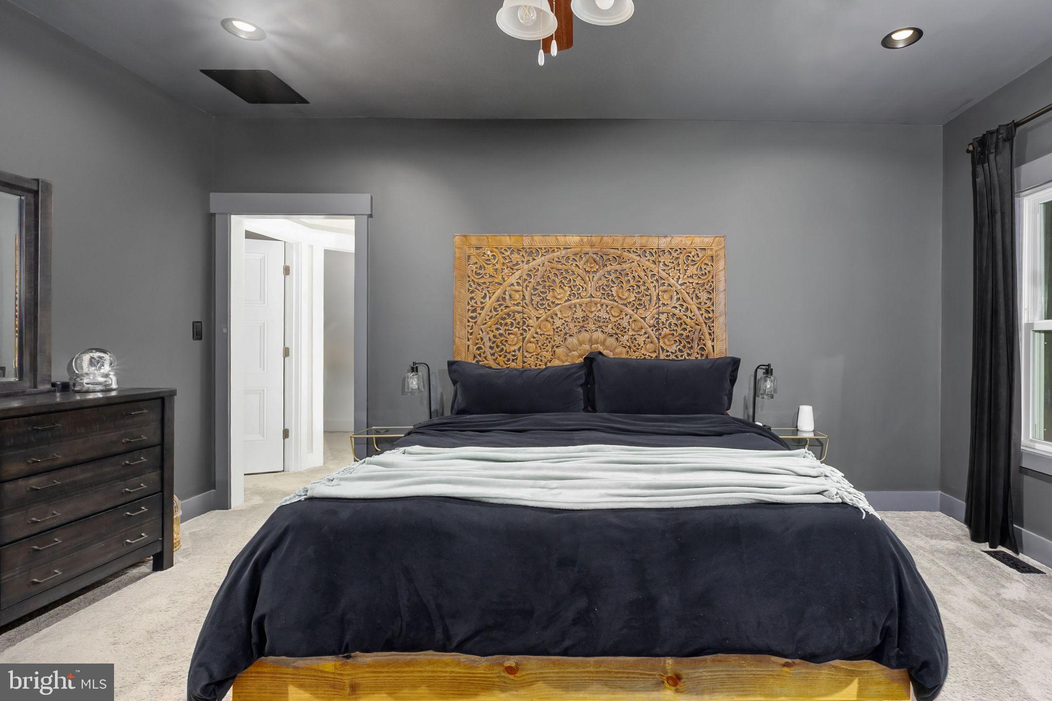 MILL RUN - Residential