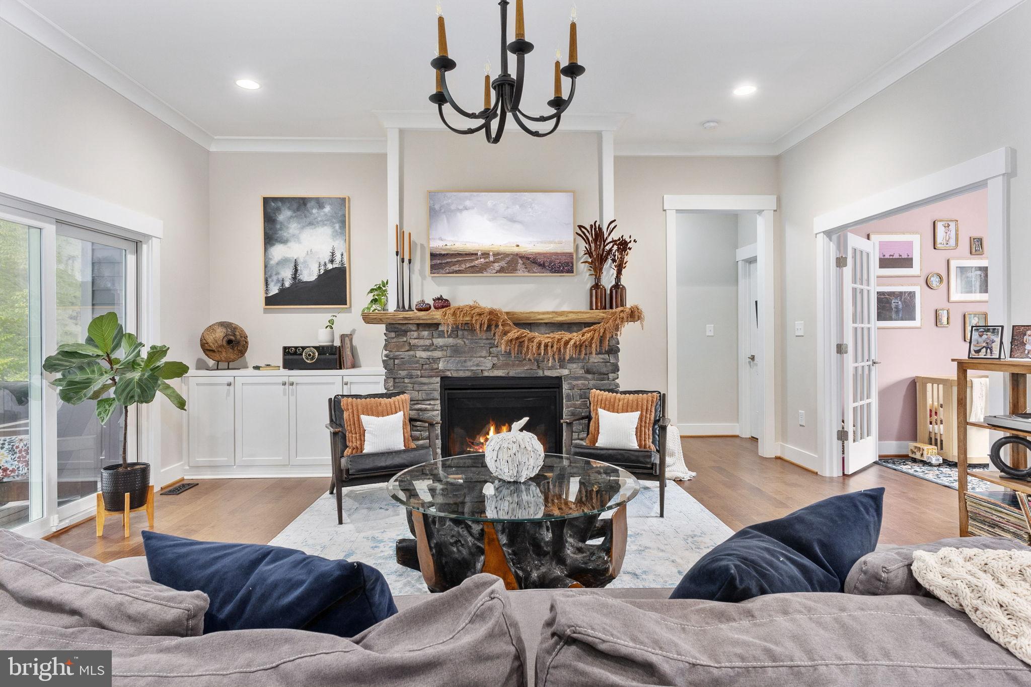 MILL RUN - Residential