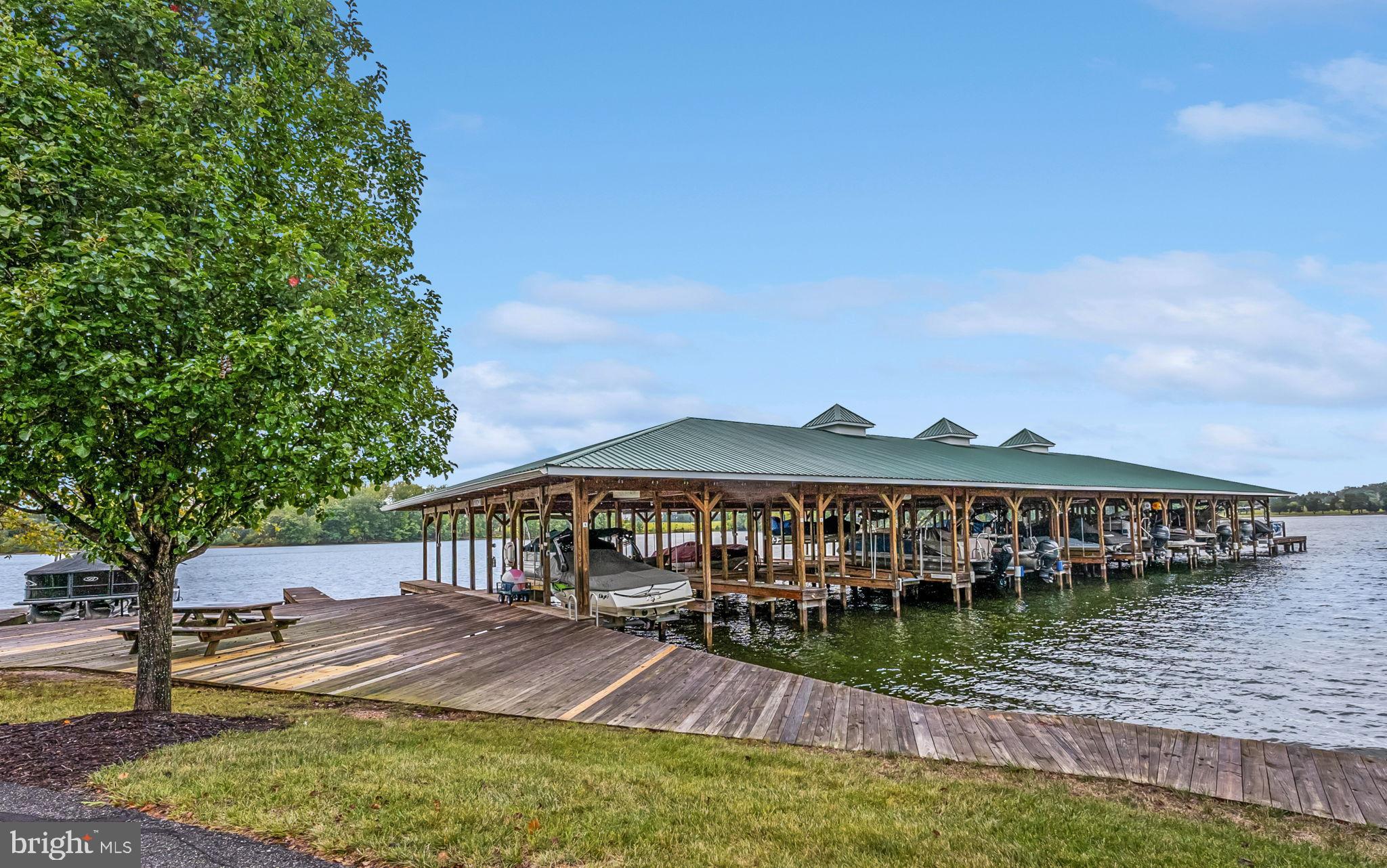 MILL RUN - Residential