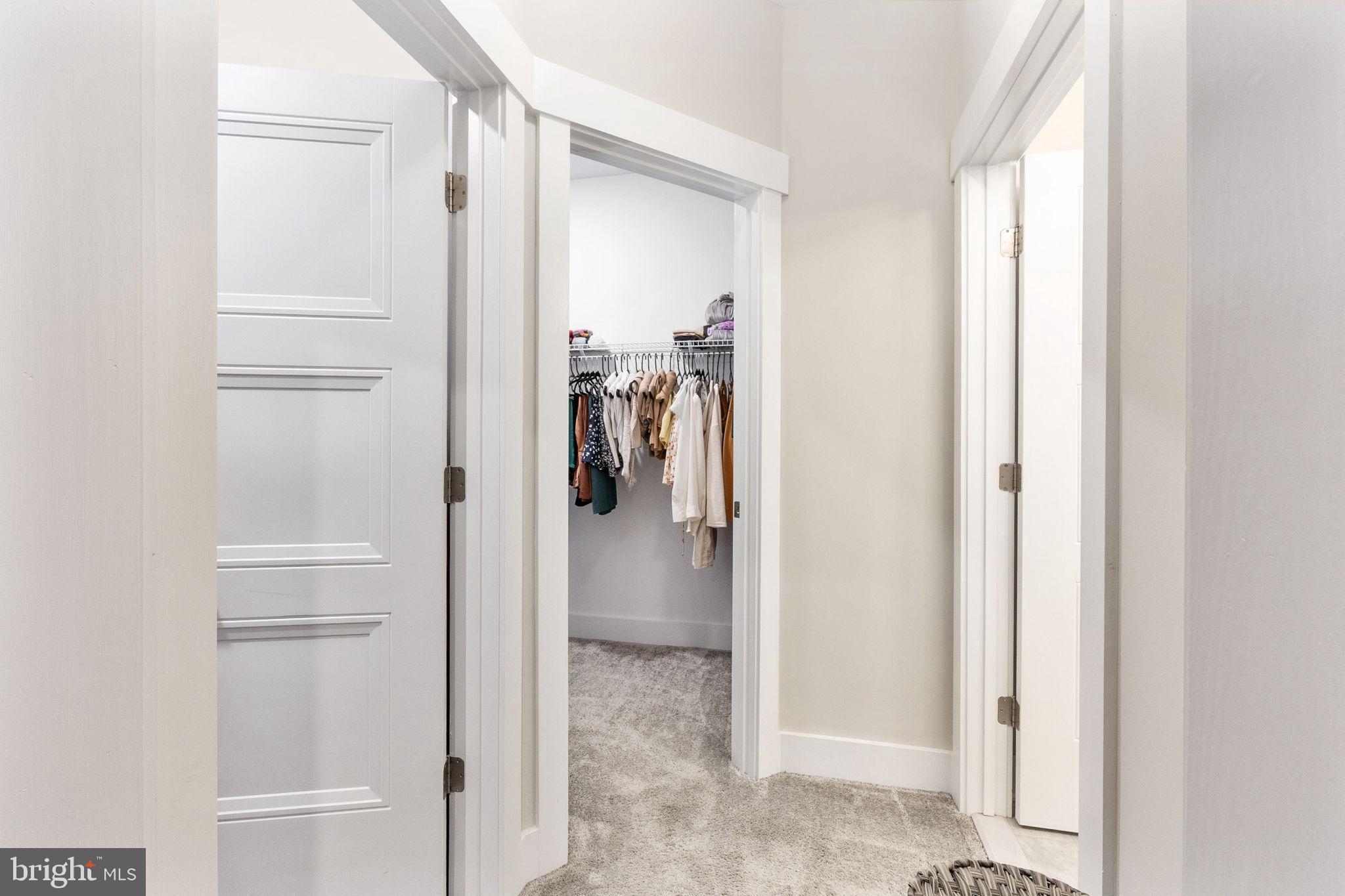 MILL RUN - Residential