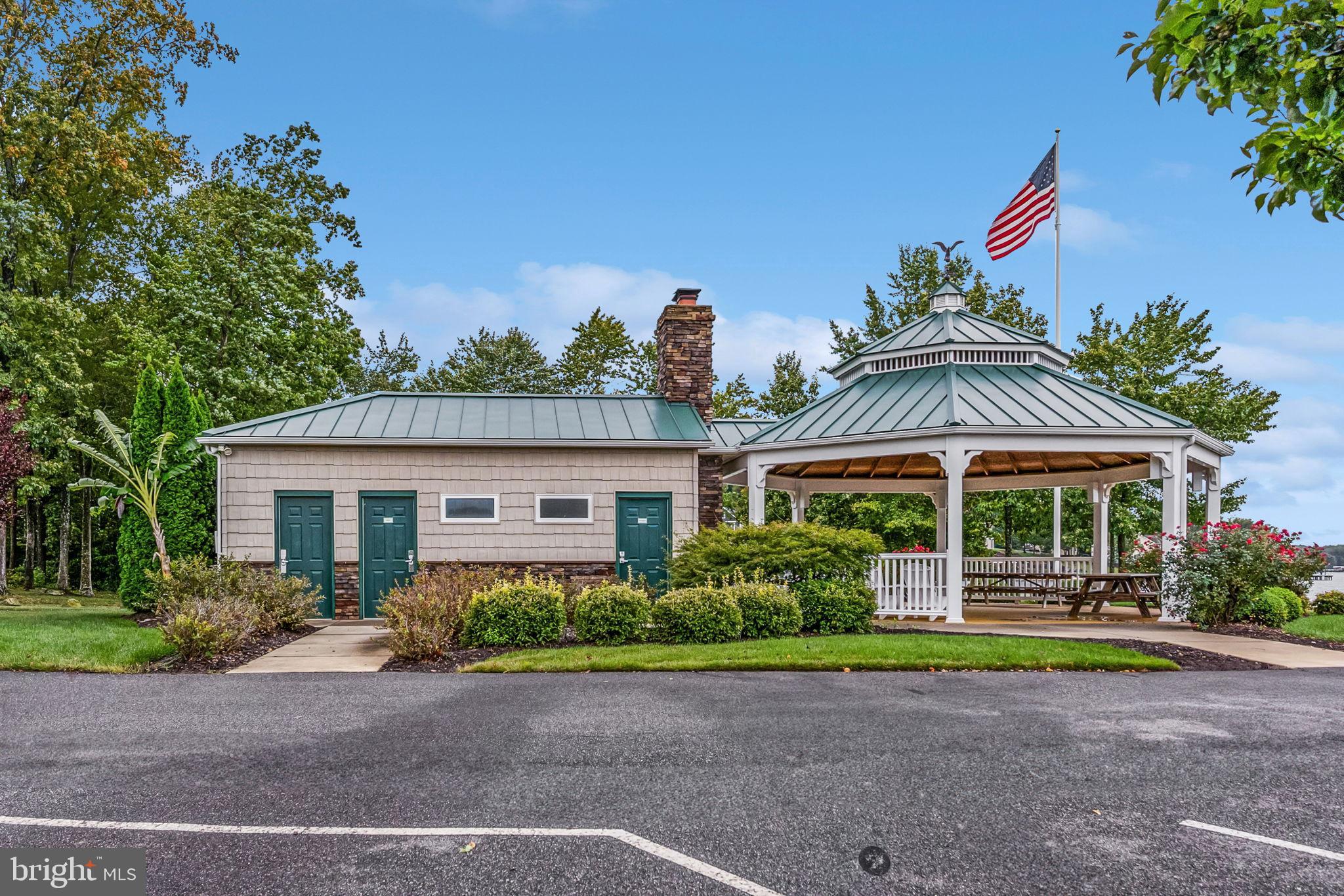 MILL RUN - Residential