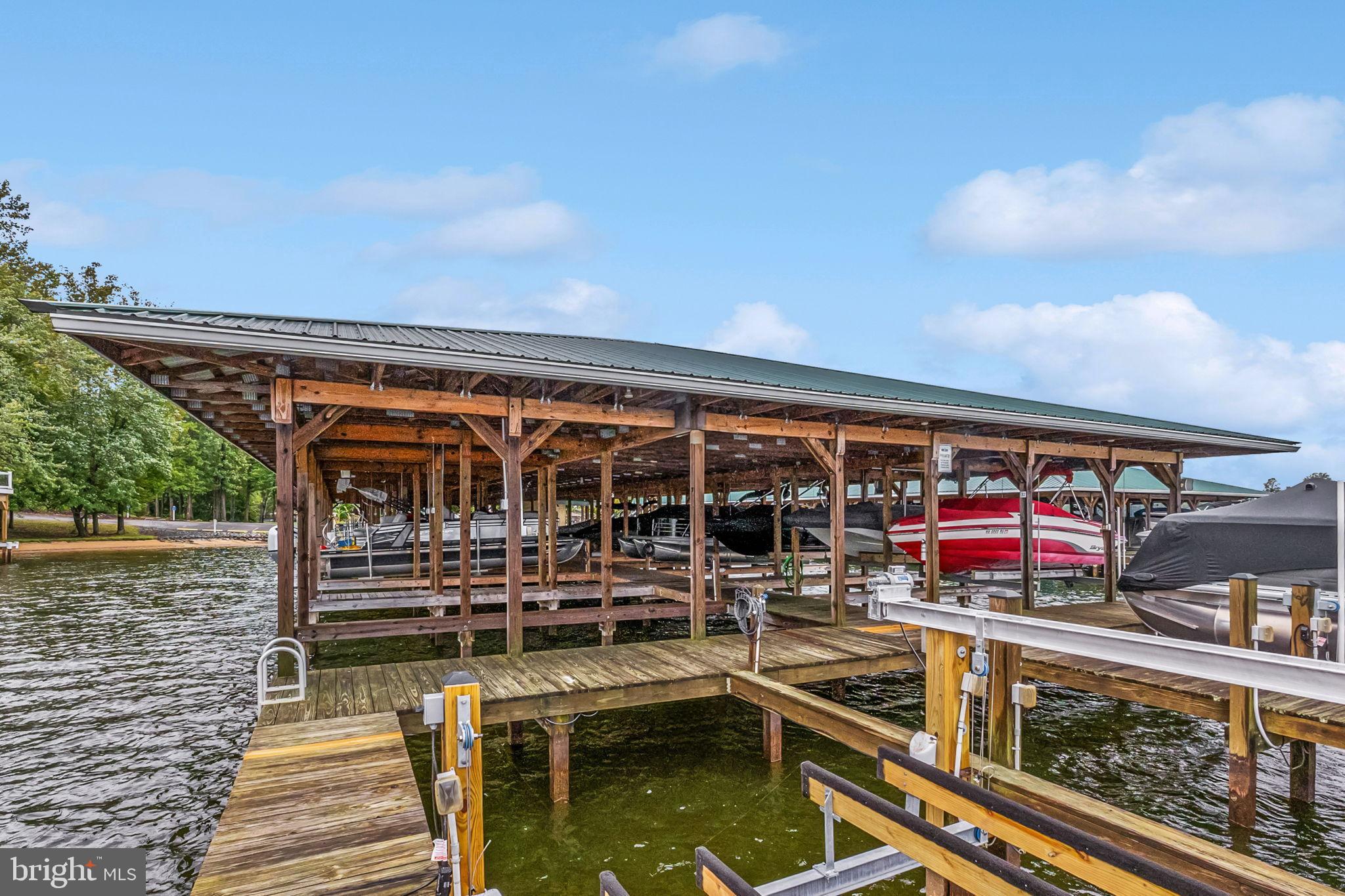 MILL RUN - Residential