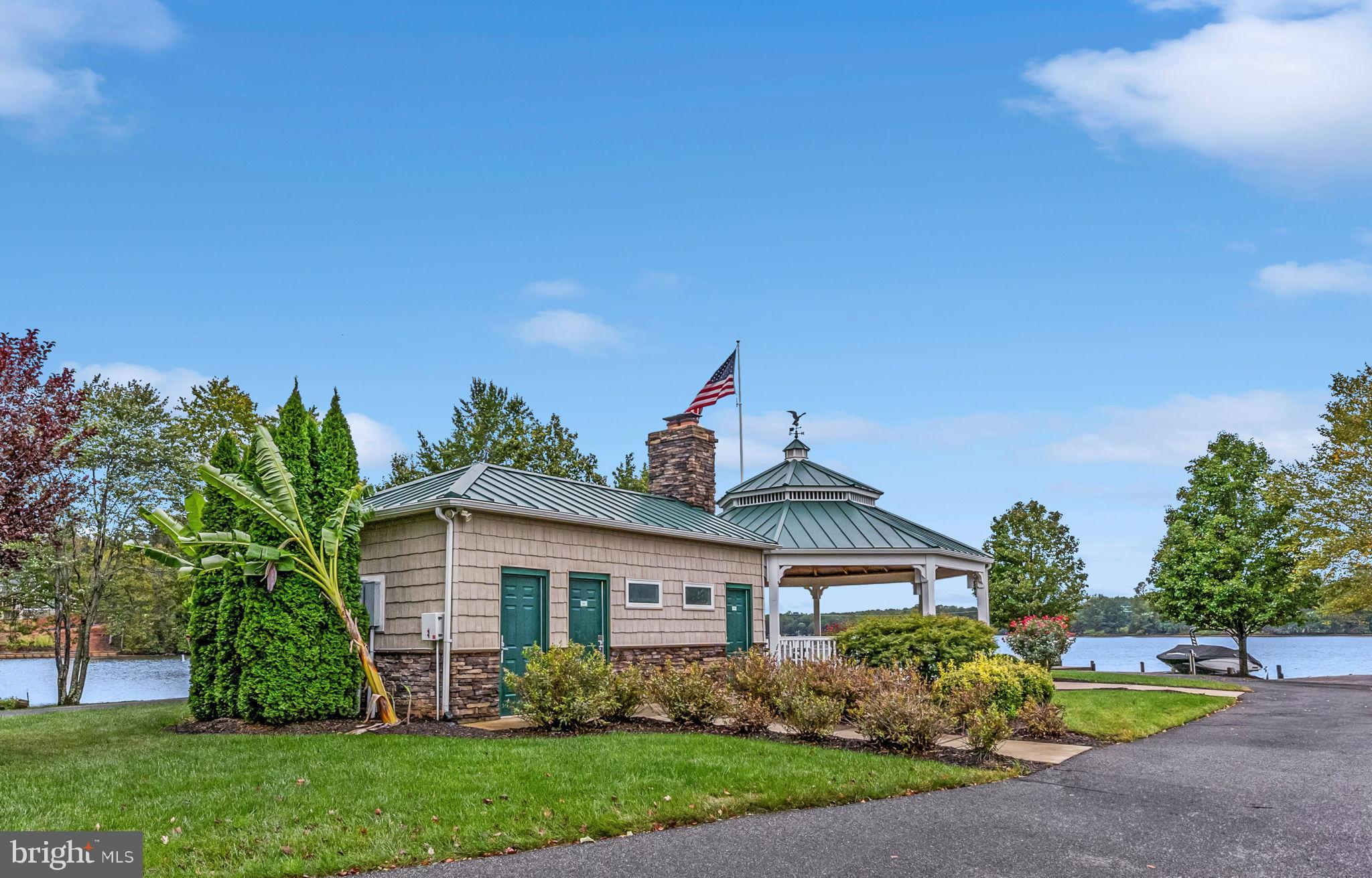 MILL RUN - Residential