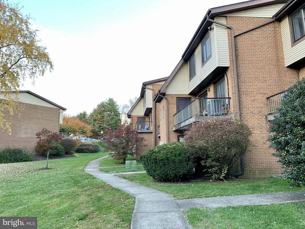 Photo of 4860 W Brigantine Court, WILMINGTON, DE 19808 (MLS # DENC2101416)