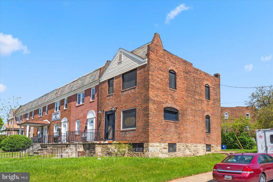 Live where you work in this unique end-of-group all-brick row home that offers the perfect opportunity for a live/work lifestyle. Currently set up as a hair salon on the main floor, this property offers endless possibilities.

The main level features a spacious and bright salon area, ideal for a variety of businesses. While the upper levels offer additional living space with three bedrooms.

Located in a convenient and bustling area, this property is perfect for those looking to combine their business and living spaces. Don't miss this opportunity to own a versatile property with endless potential!