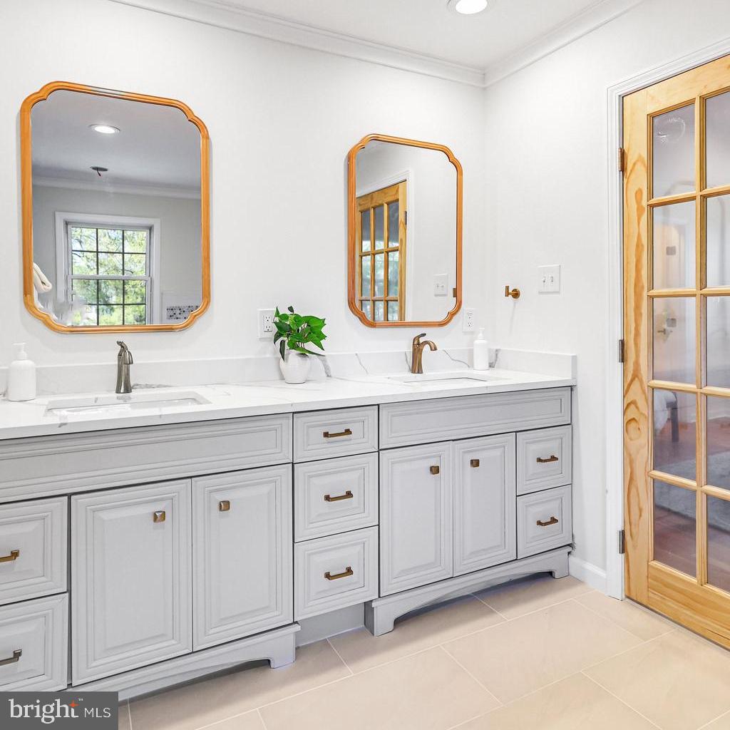 WAYSIDE - Residential