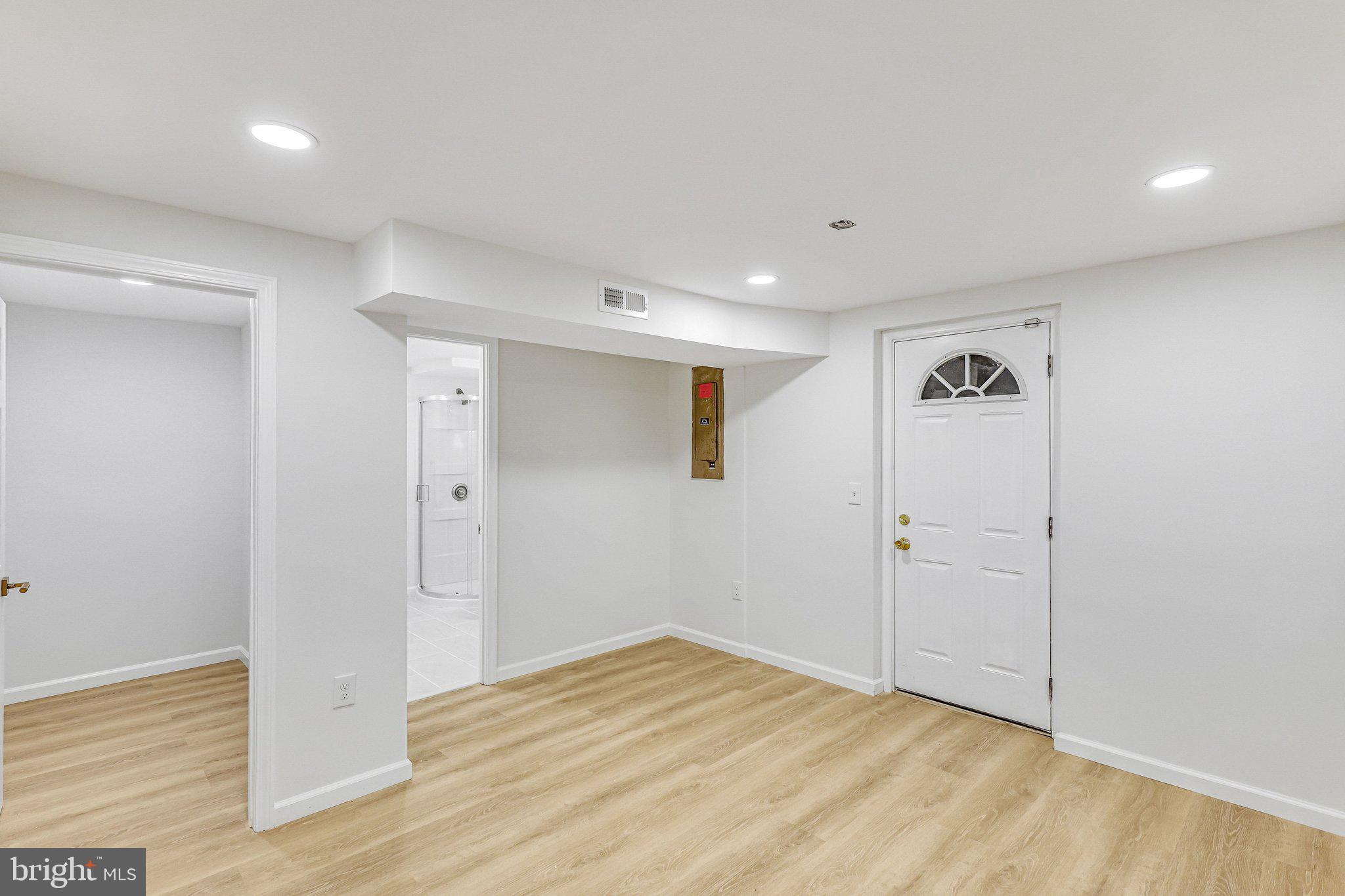 WAYSIDE - Residential