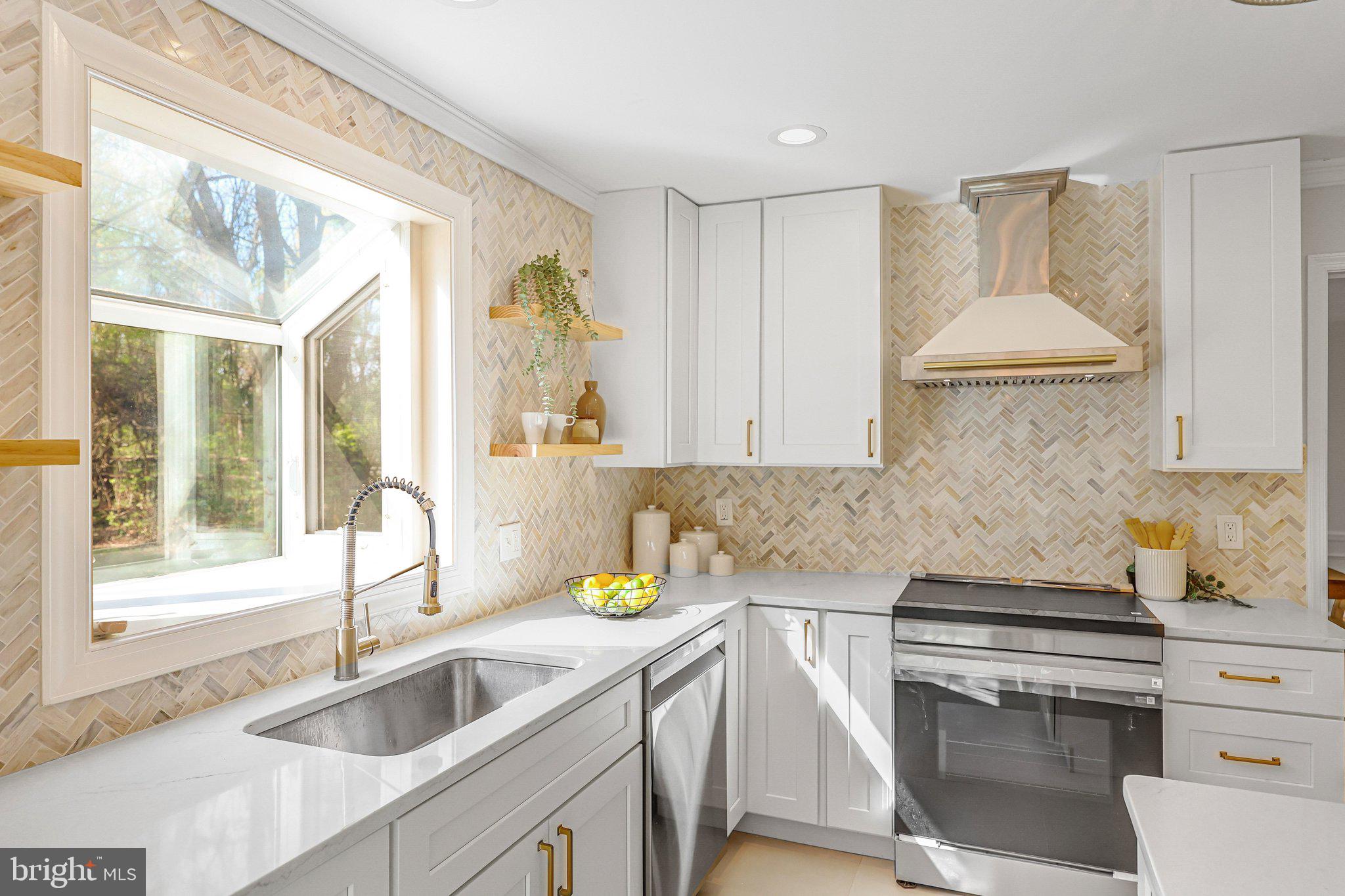 WAYSIDE - Residential