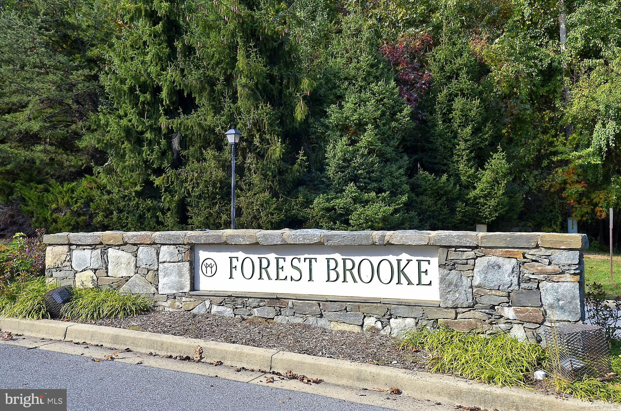 FOREST BROOKE - Residential Lease