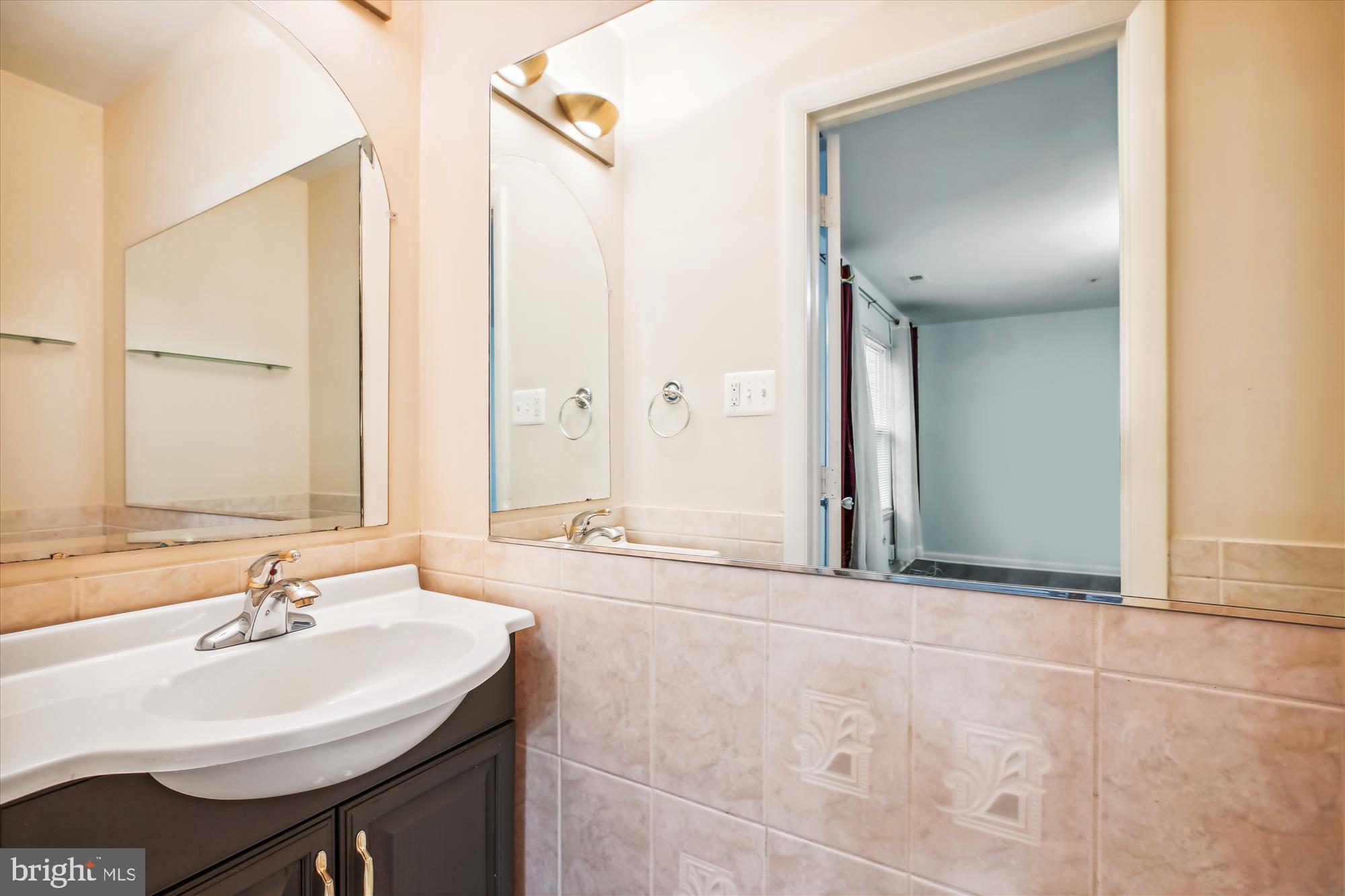 FOREST BROOKE - Residential Lease