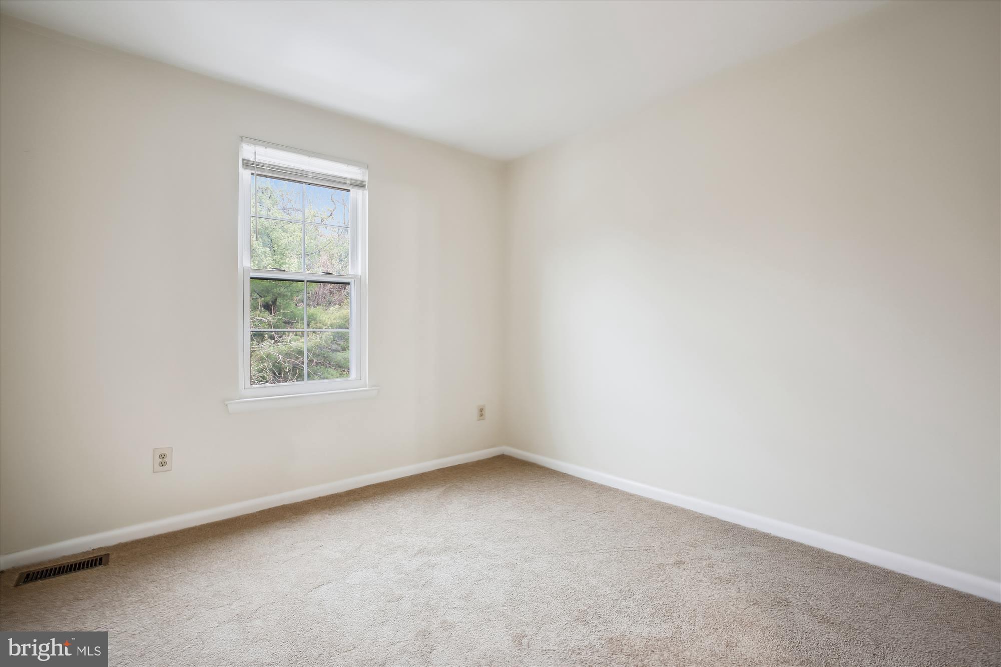 FOREST BROOKE - Residential Lease