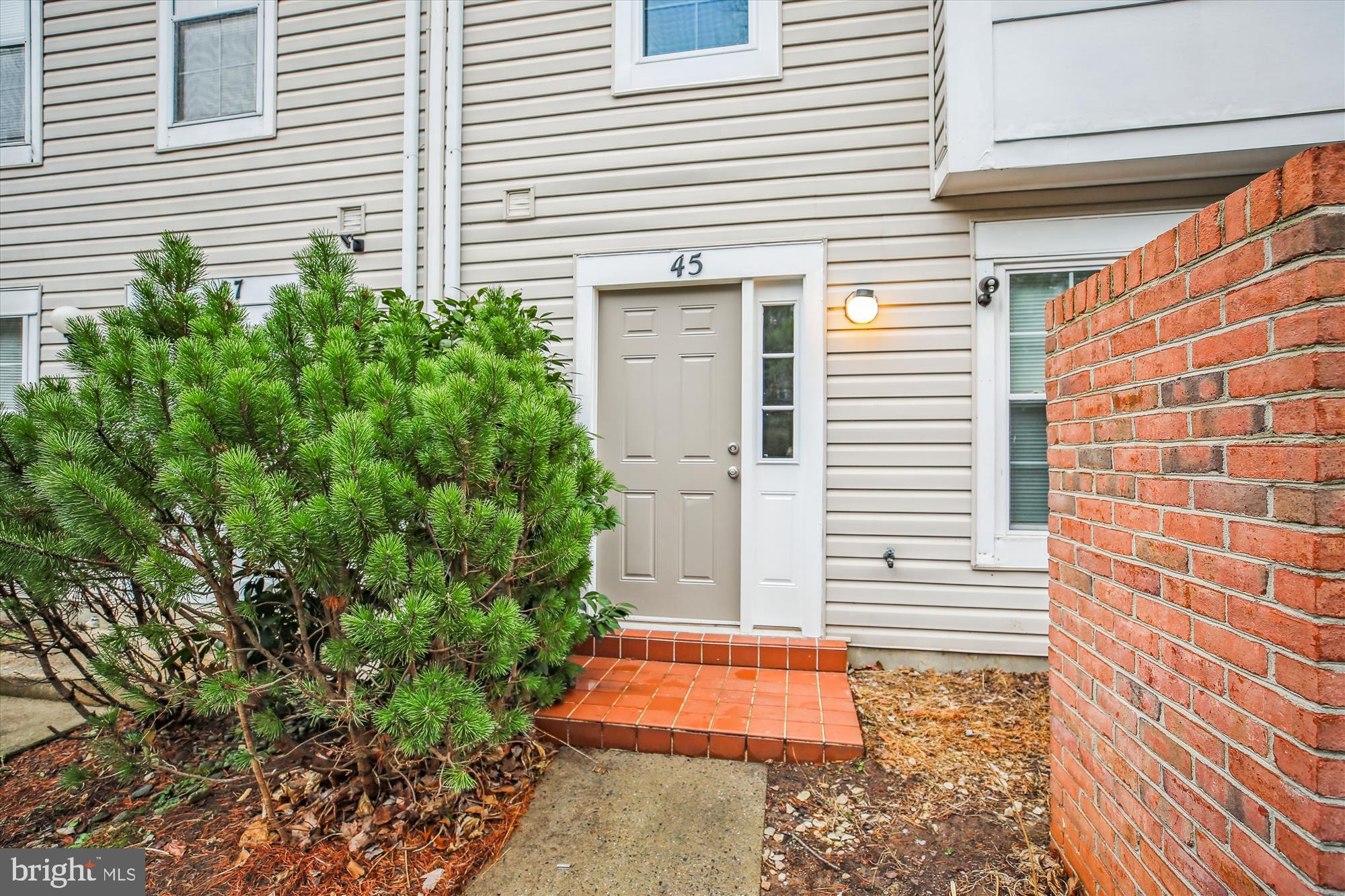 FOREST BROOKE - Residential Lease