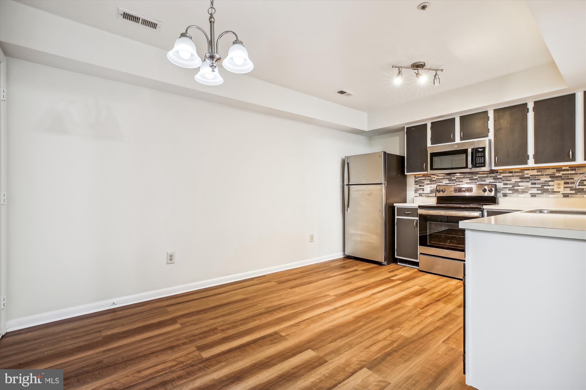 FOREST BROOKE - Residential Lease