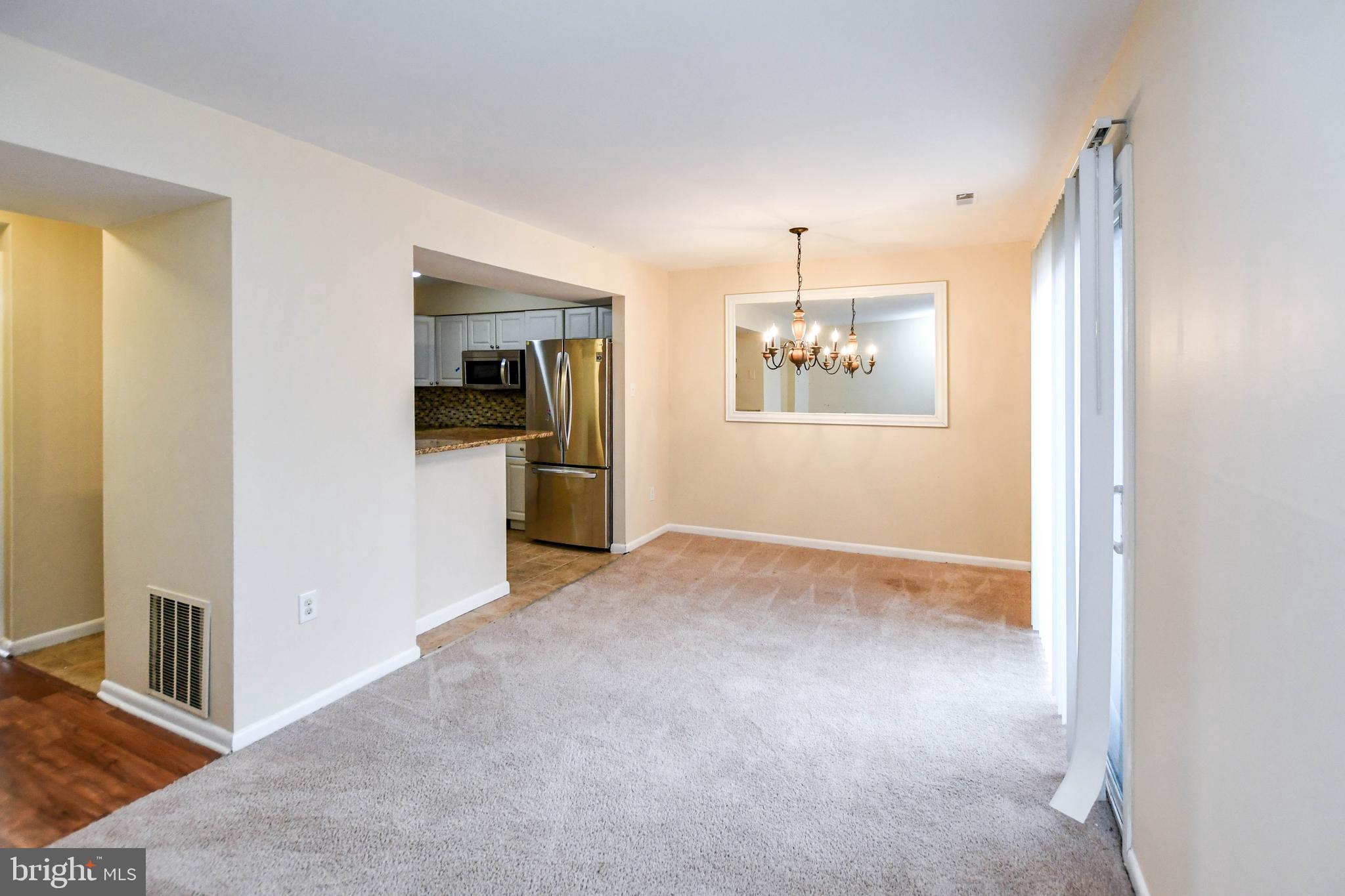 APPLEWALK CONDO - Residential Lease
