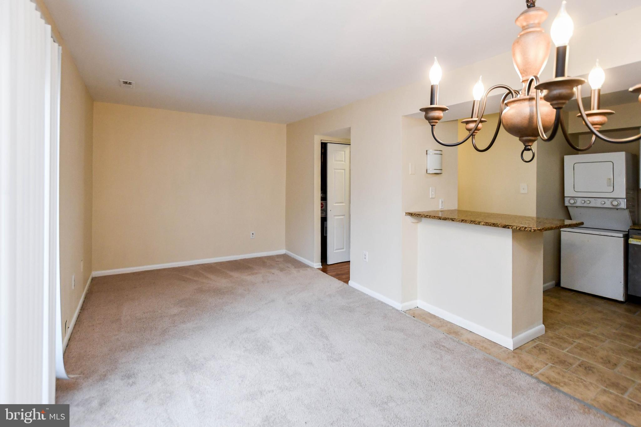 APPLEWALK CONDO - Residential Lease