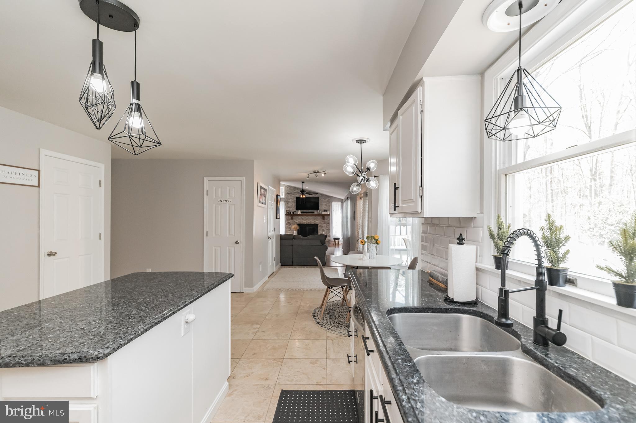 CANNON BLUFF - Residential