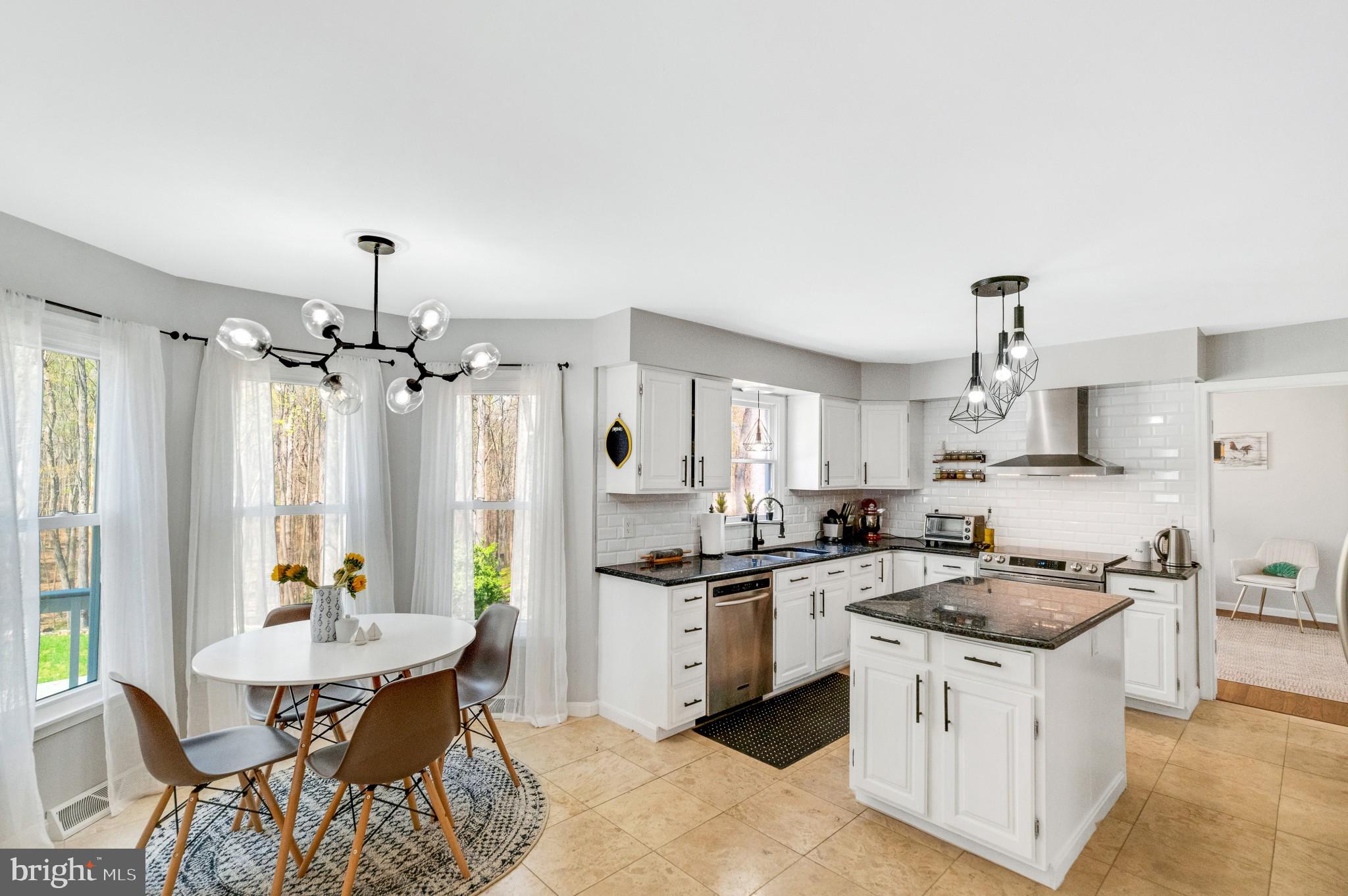 CANNON BLUFF - Residential