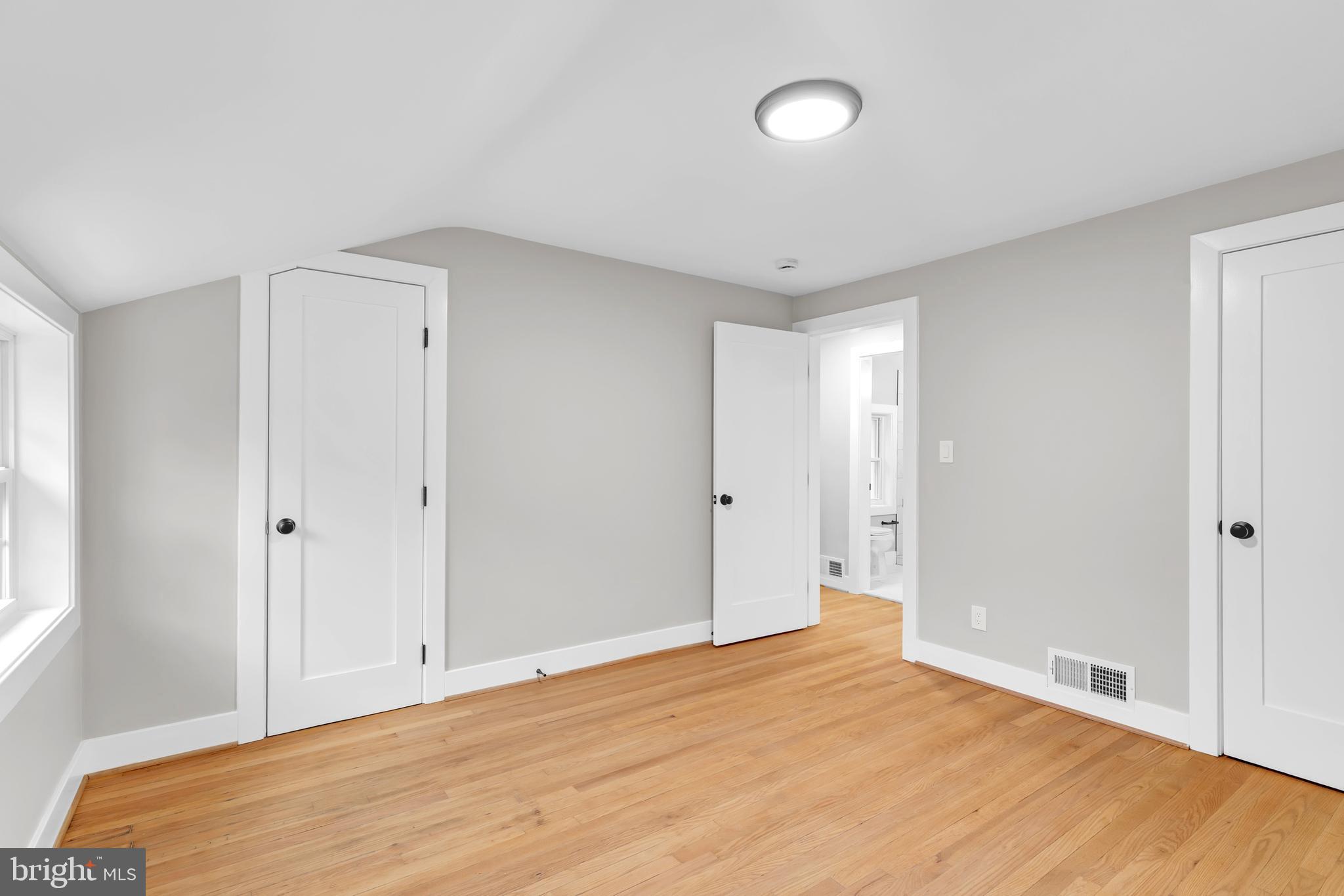 COLUMBIA FOREST - Residential