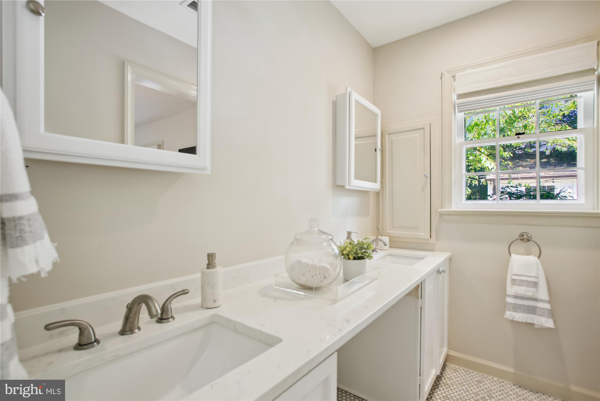 MAPLE HEIGHTS - Residential