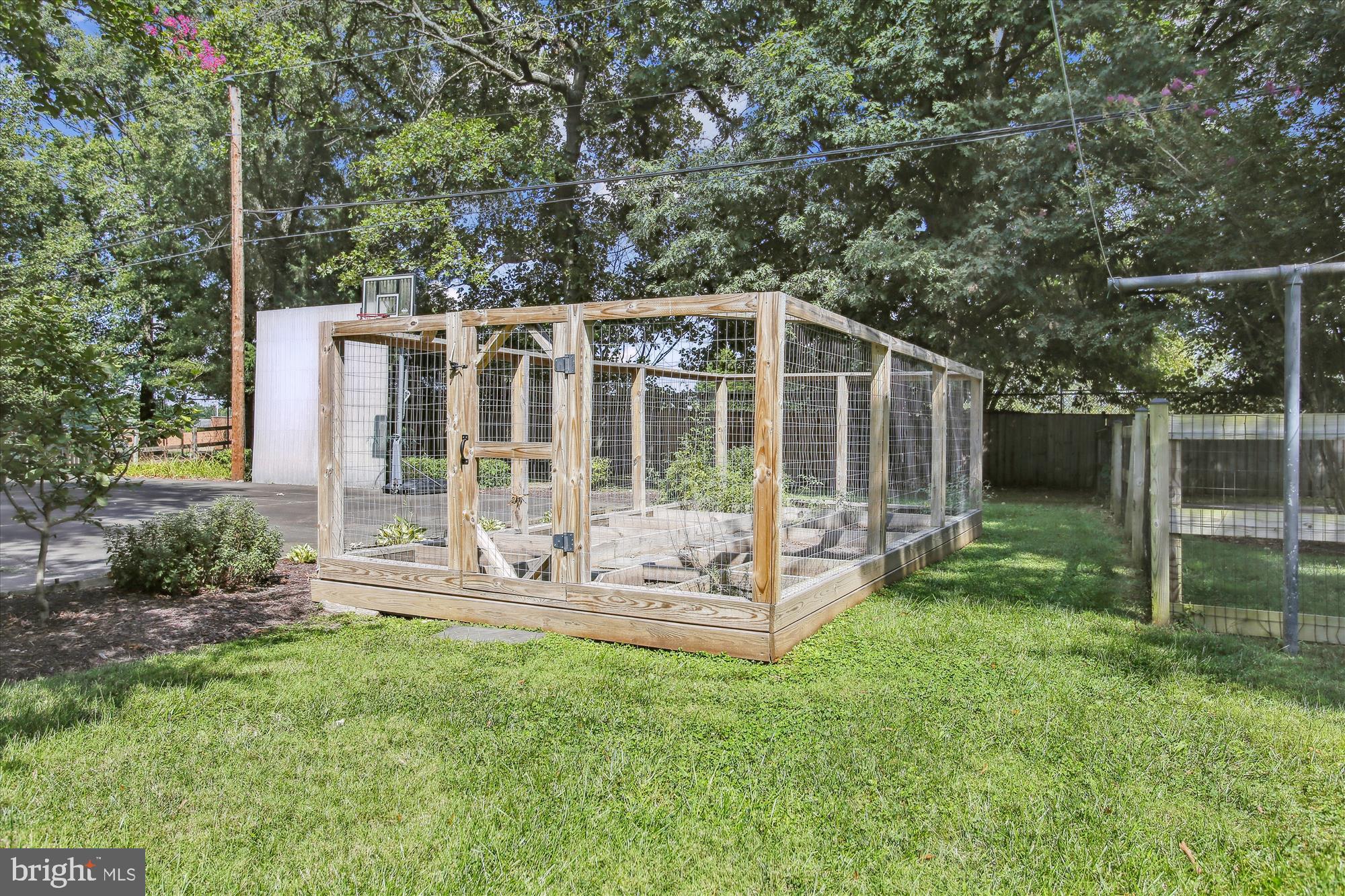 MAPLE HEIGHTS - Residential