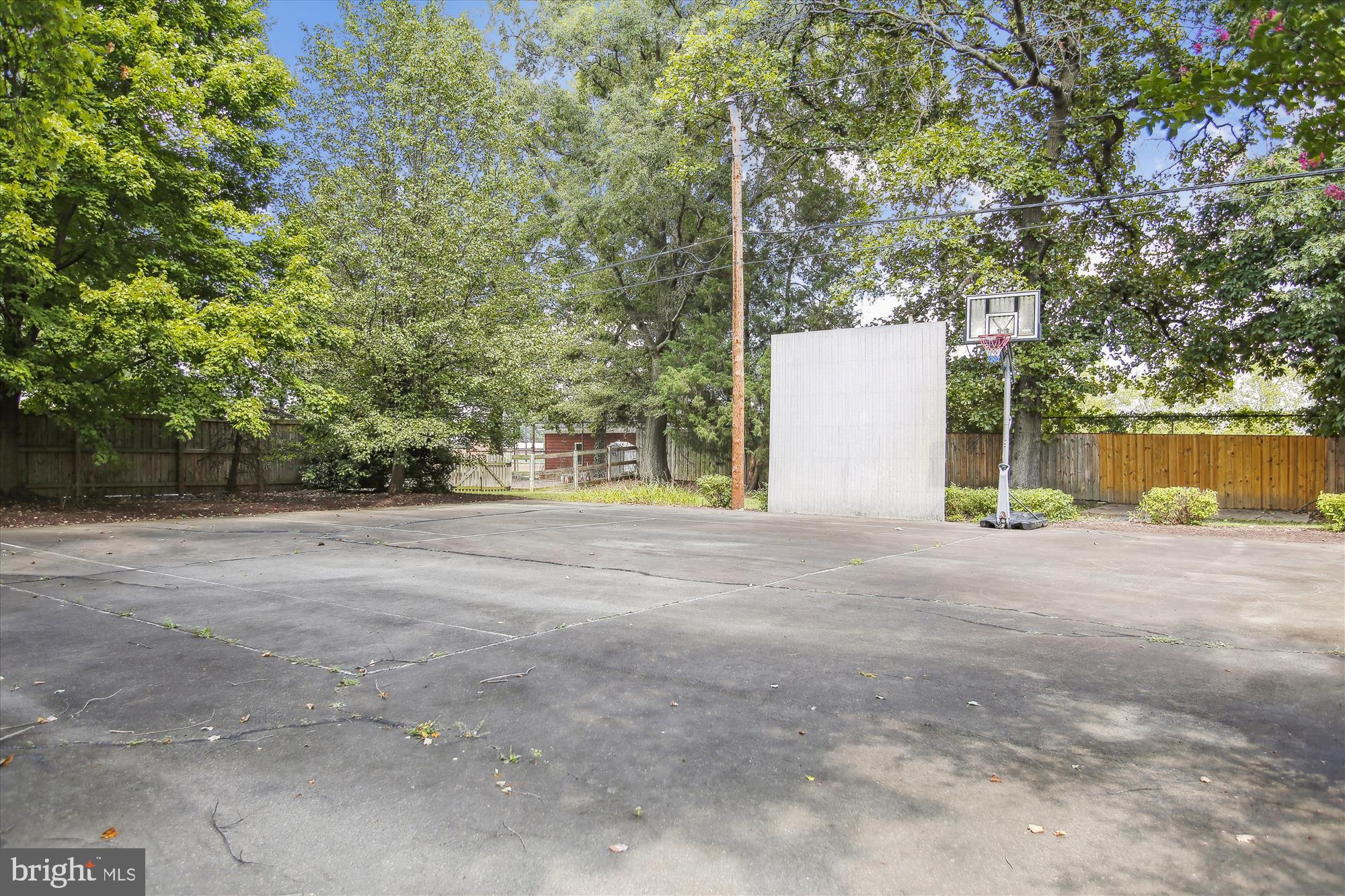 MAPLE HEIGHTS - Residential