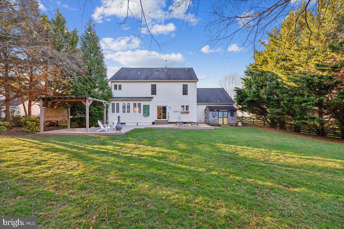 WINDSOR KNOLLS - Residential