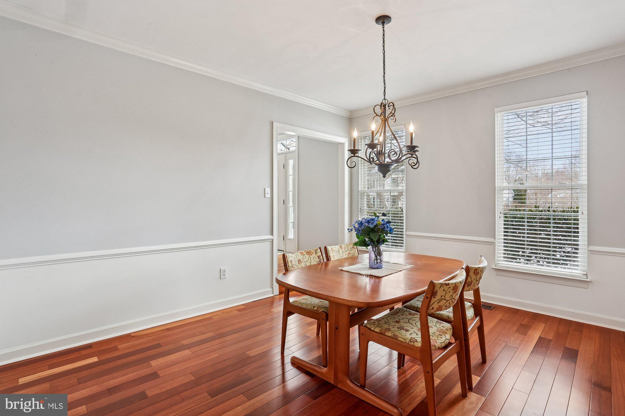 WINDSOR KNOLLS - Residential