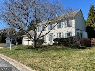 WINDSOR KNOLLS - Residential