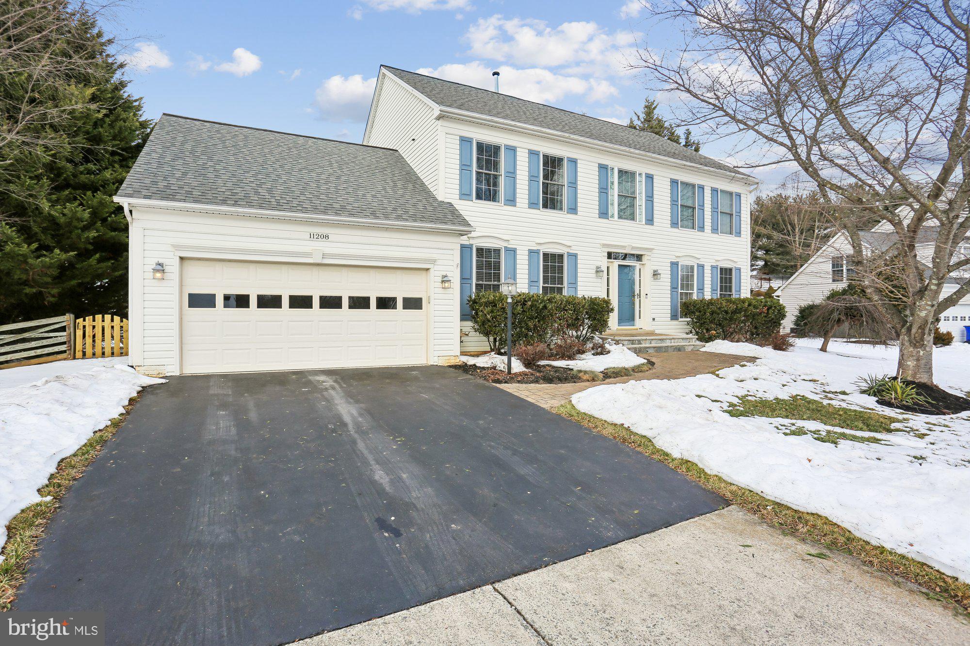WINDSOR KNOLLS - Residential