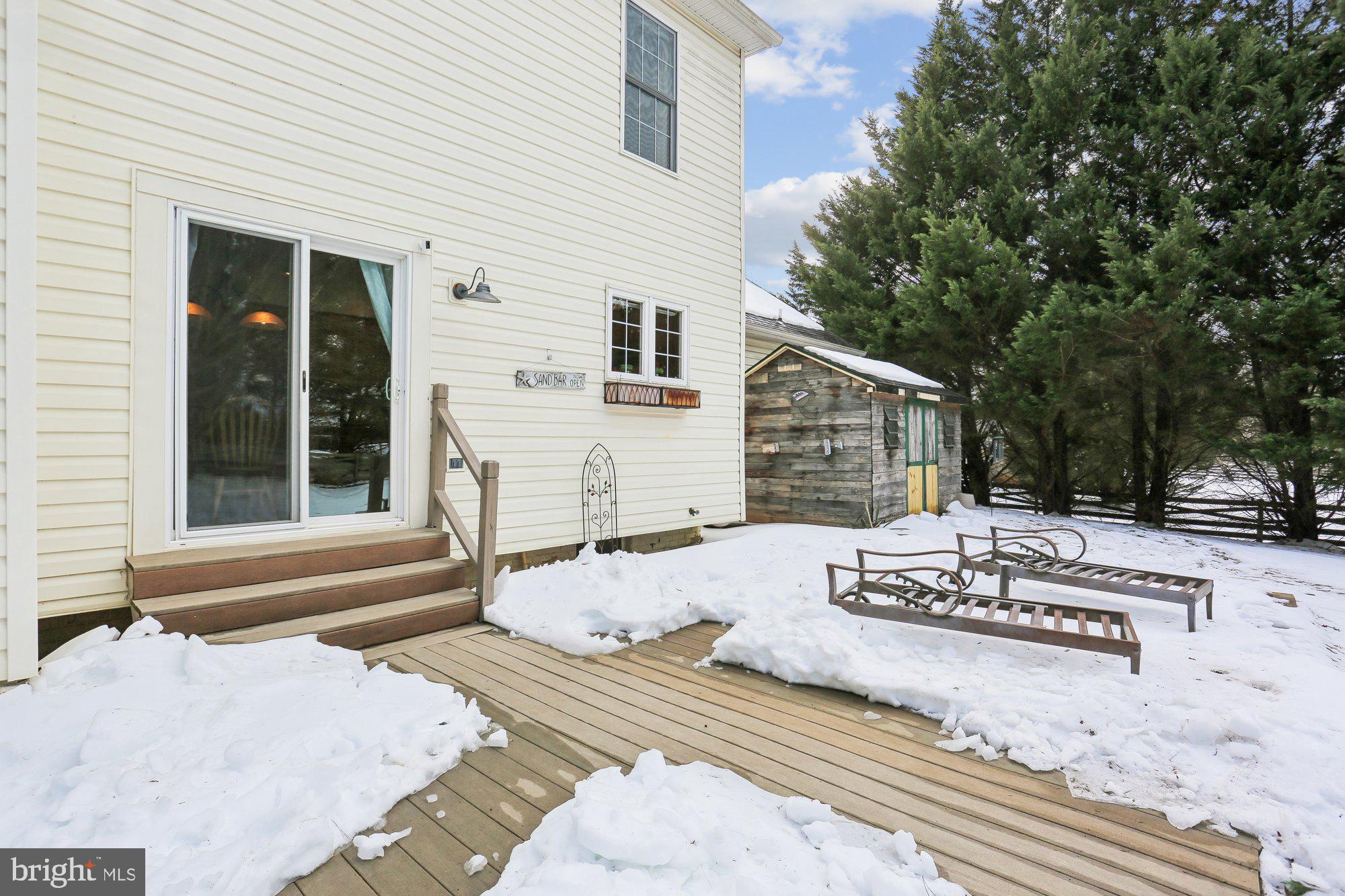 WINDSOR KNOLLS - Residential