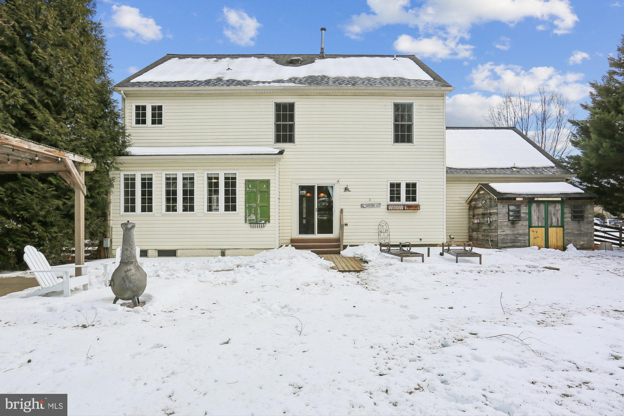 WINDSOR KNOLLS - Residential