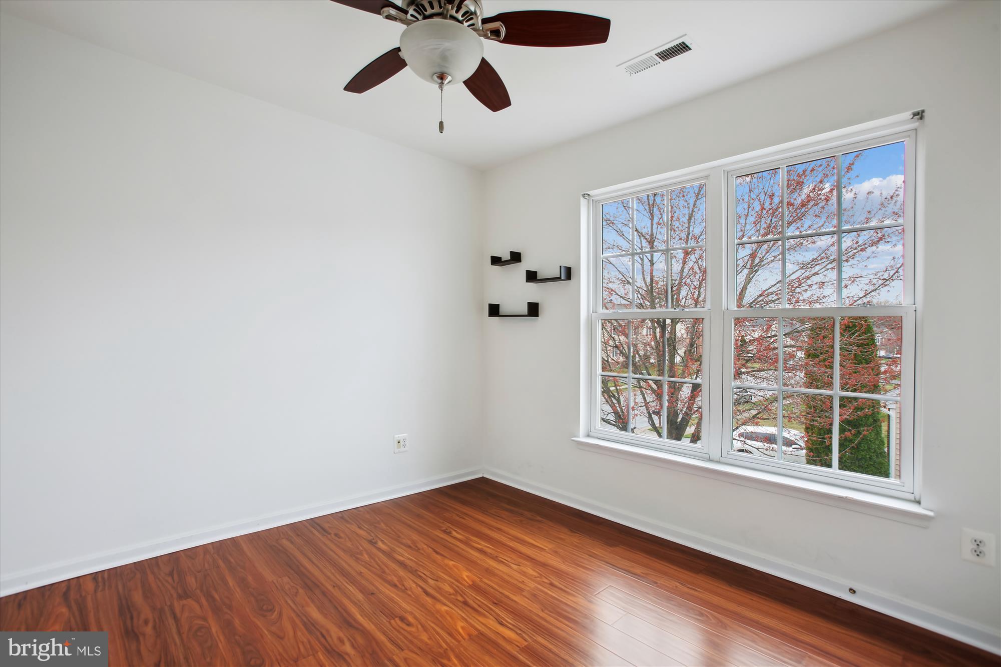 PARKWAY WEST - Residential Lease