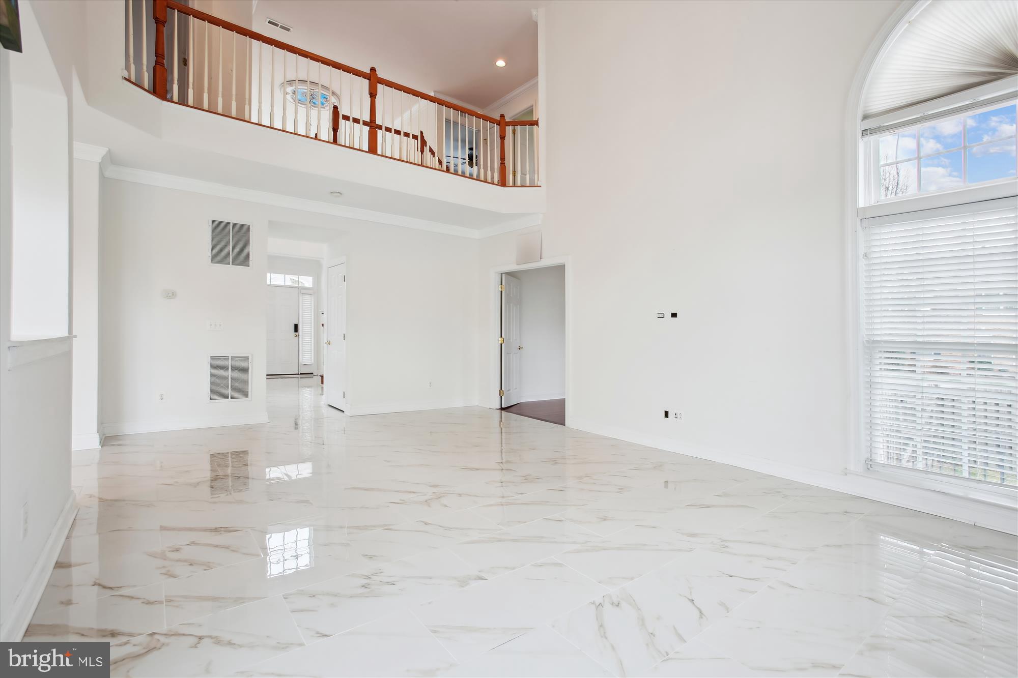 PARKWAY WEST - Residential Lease