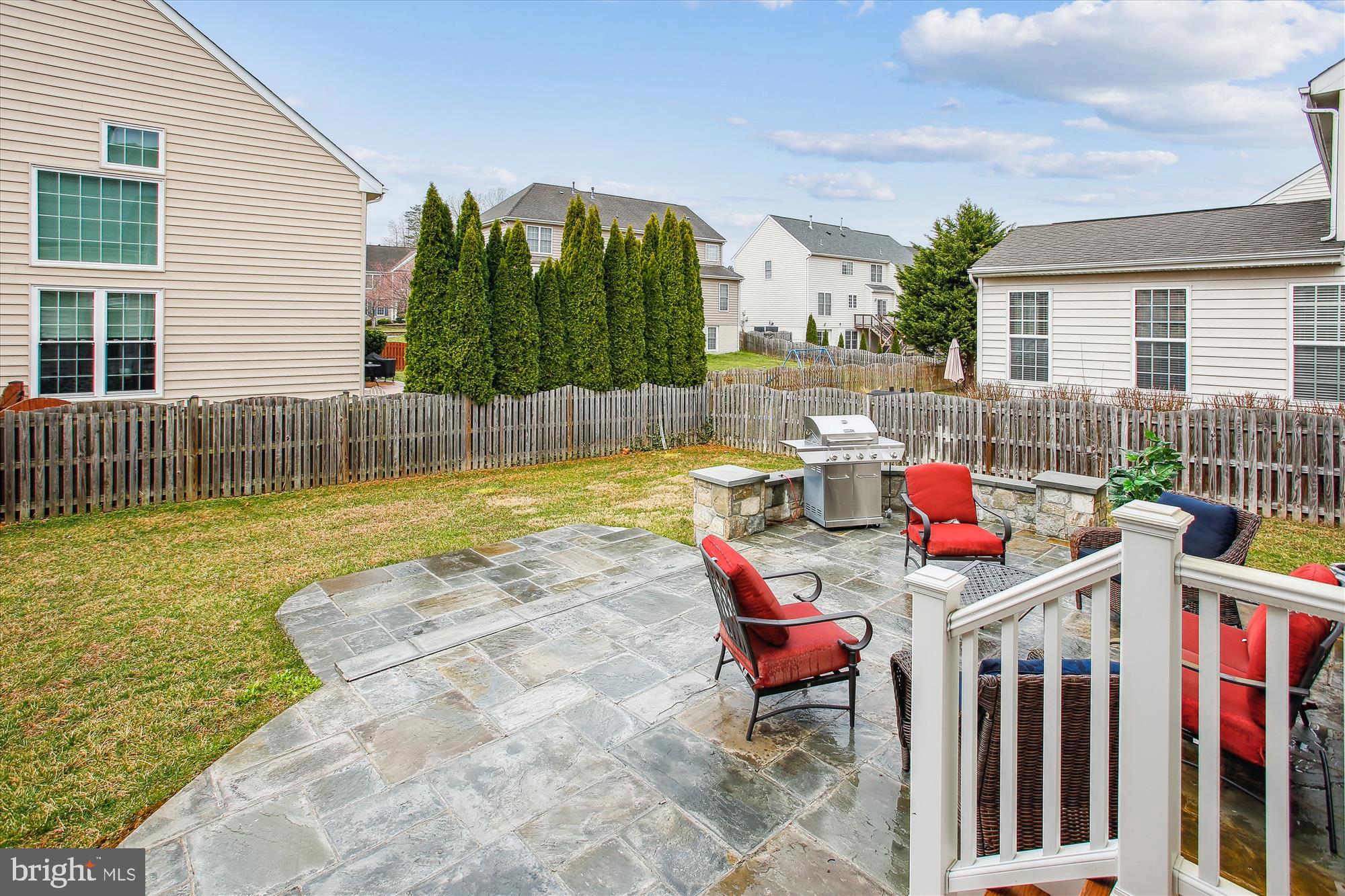 PARKWAY WEST - Residential Lease